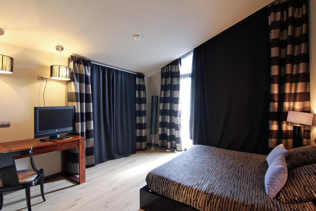 Dolcet L'Hotel Alás Exteriör bild