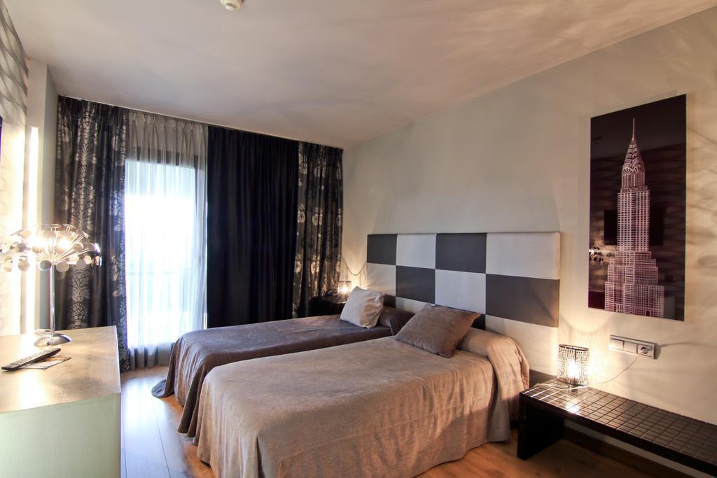 Dolcet L'Hotel Alás Exteriör bild